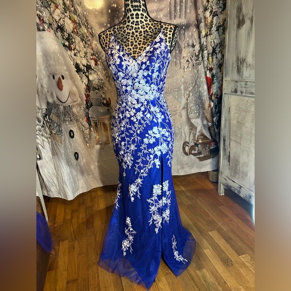 Royal Bloom Dress main image 0